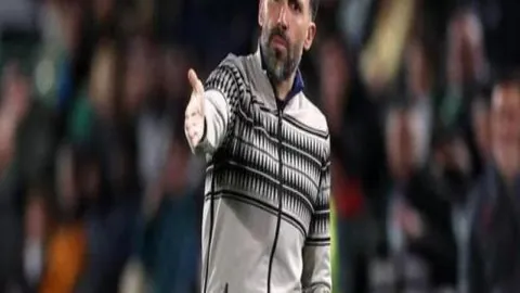 中超第三轮：烽火连天战况激烈，新星崛起备受关注